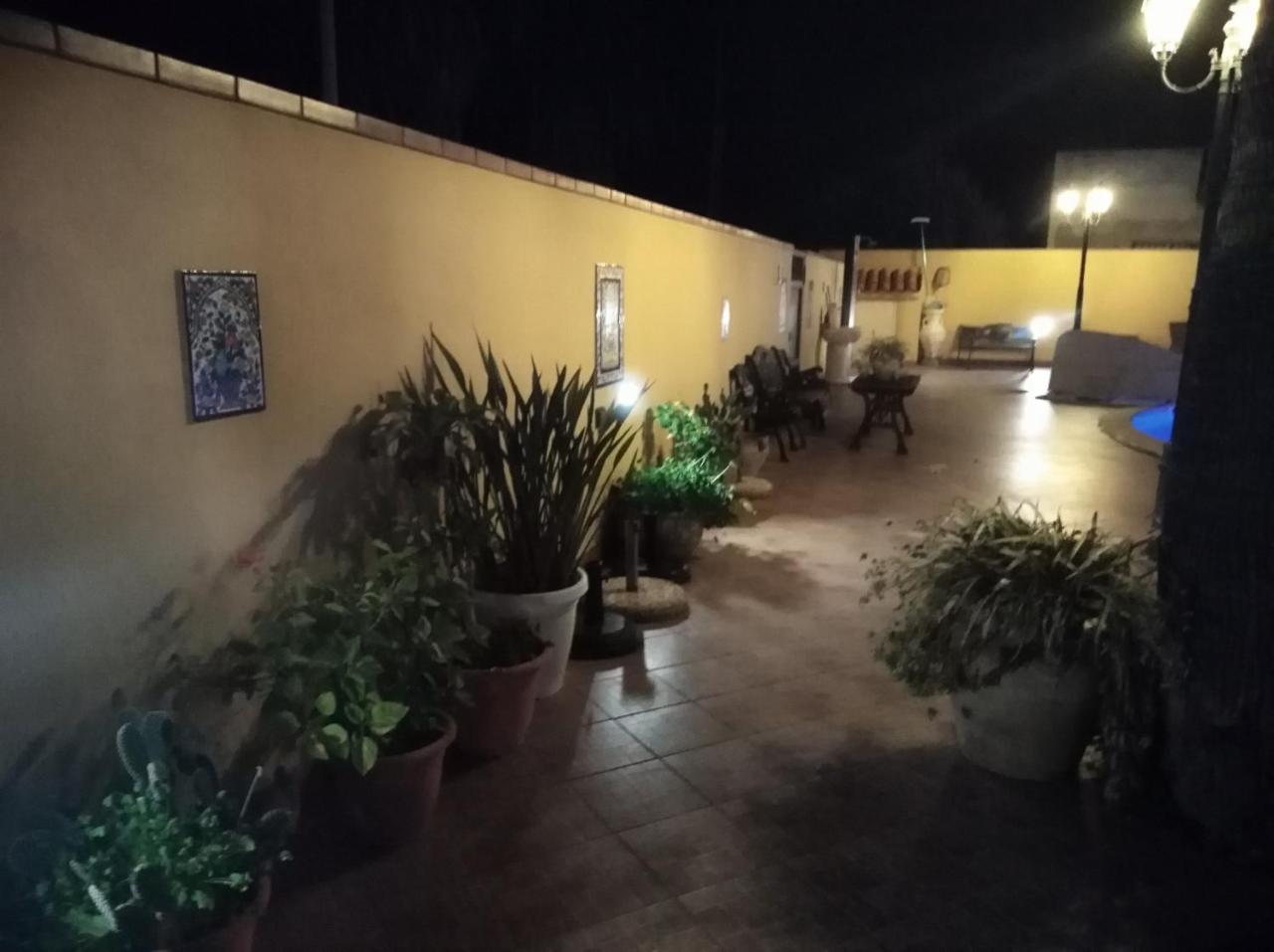Villa Con Piscina Uso Esclusivo 马扎拉德尔瓦洛 外观 照片